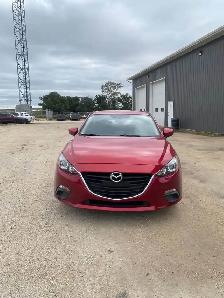 2015 Mazda 3 GS - Photo 2