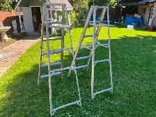 Step Ladders - Photo 2