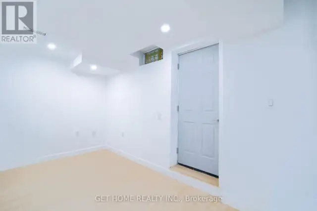 NEWLY RENOVATED 2-BEDROOM BASEMENT APARTMENT FOR RENT