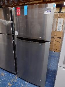 Frigidaire '30' Stainless Steel Top Freezer Bottom Fridge - Photo 2