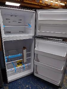 Frigidaire '30' Stainless Steel Top Freezer Bottom Fridge - Photo 4