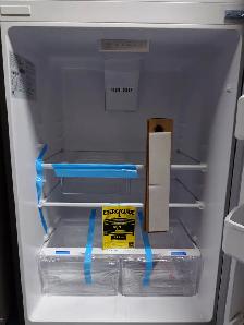 Frigidaire '30' Stainless Steel Top Freezer Bottom Fridge - Photo 7