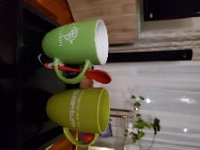 2TASSES NEUVES PORCELAINE VERTE UNE À CUILLÈRE ROUGE: $10.00LES2 - Photo 3