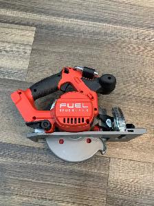 Milwaukee 2730 M18 Circular Saw - Photo 2