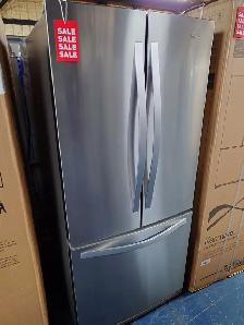 Whirlpool '30' Stainless Steel French Door Fridge on Sale‼️ - Photo 3