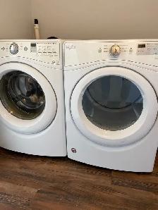 Washer and dryer combo