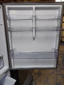 HiSense '31' Stainless Steel Bottom Freezer Top Fridge on Sale‼️ - Photo 5