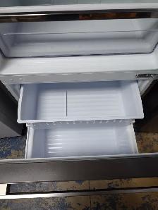 HiSense '31' Stainless Steel Bottom Freezer Top Fridge on Sale‼️ - Photo 7