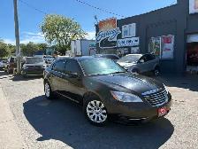2014 Chrysler 200 LX - Photo 12