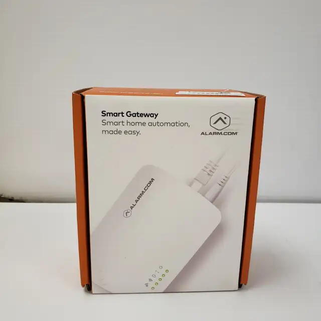 (B571) Alarm.com ADCSG130Z Smart Gateway
