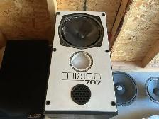 Haut-parleurs Mission 707