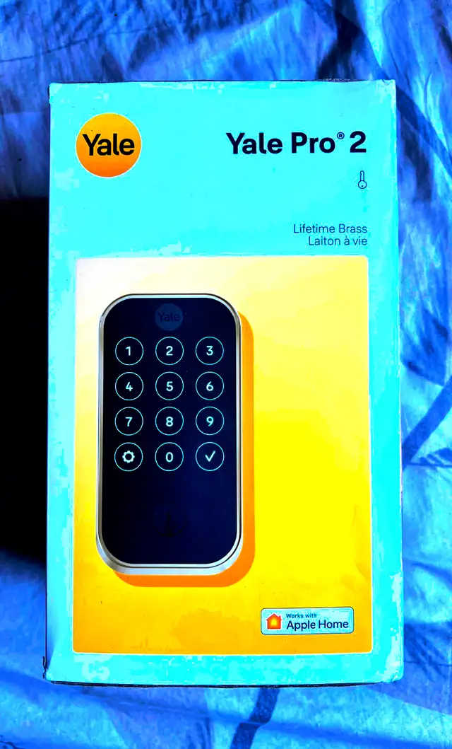 BRAND NEW Yale Pro 2 Touchscreen Smart Lock