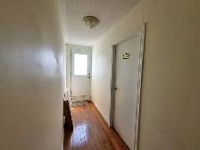 3rd Flr Large Room Private Bath Balcony Parking @York University - Photo 8