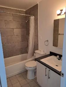 BOISBRIAND 5 1/2 PRÈS DE PLACE ROSEMÈRE. - Photo 3