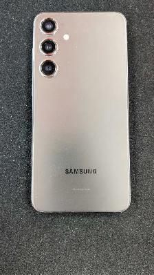 Samsung Galaxy S24  — 256GB (Unlocked) - Photo 3