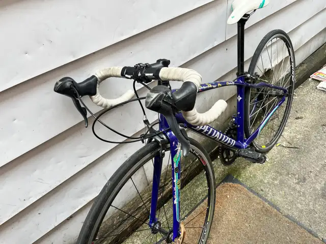Specialized woman’s road bike