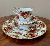 6 Piece Set Royal Albert Old Country Roses Bone China
