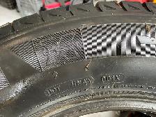 deux pneus hiver 255/65R18 Michelin Xice à 9/32e - Photo 4