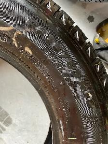 deux pneus hiver 255/65R18 Michelin Xice à 9/32e - Photo 6