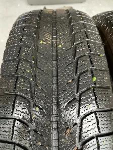 deux pneus hiver 255/65R18 Michelin Xice à 9/32e - Photo 7
