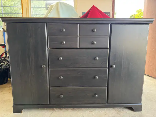 Bedroom set