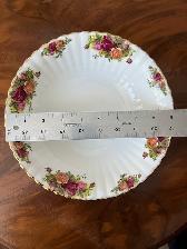 Vintage (1962–1973) Royal Albert Old Country Roses Serving Bowl - Photo 2
