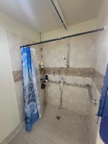 Bedroom for rent - Photo 3