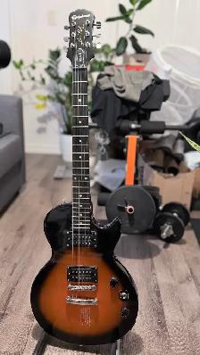 Les Paul Special II electric Guitar like new $180.