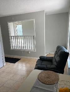 Female Room for Rent - 1 min walk to WLU & Uof W - Photo 4