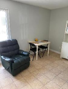 Female Room for Rent - 1 min walk to WLU & Uof W - Photo 6
