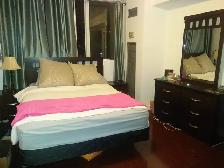 Furnished 3 bedroom Square One condo - Photo 9