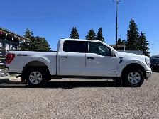 2022 Ford F-150 XLT 4WD 3.5L ECO HYBRID SUPER CREW - Photo 4