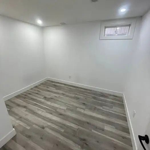 $1900 All Inclusive Angus 2 Bed   2 Parking