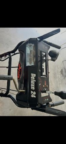 Ariens Deluxe Snowblower - Photo 4