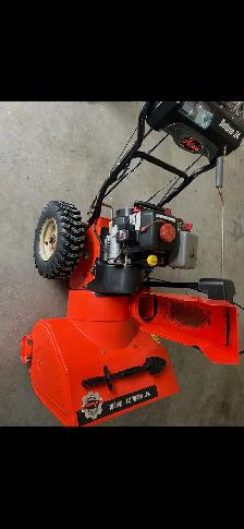 Ariens Deluxe Snowblower - Photo 5