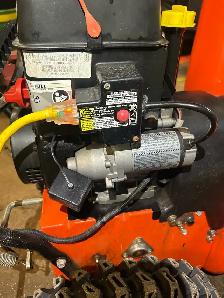 Ariens Deluxe Snowblower - Photo 6