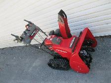 Souffleuse HONDA HSS724ACT Snowblower Souffleur chenilles