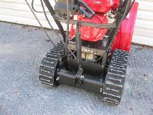 Souffleuse HONDA HSS724ACT Snowblower Souffleur chenilles - Photo 9