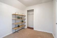 Hamilton 1 Bedroom Upper Unit |  Balcony   In Unit Laundr - Photo 5