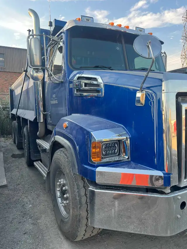 dump truck driver