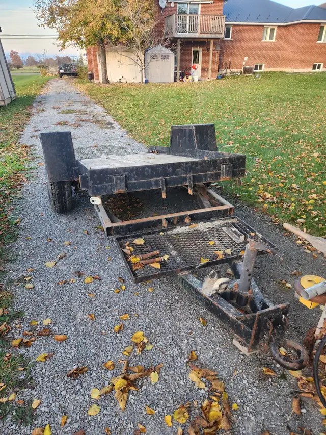 4x8 Tilt Trailer