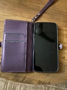 iPhone 12 - Photo 4