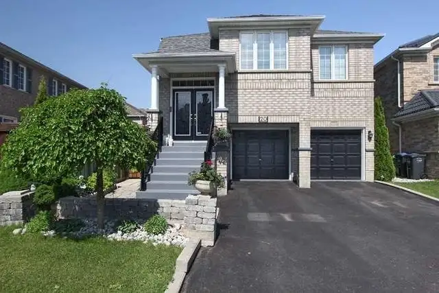 BEAUTIFUL 3-BEDROOM DETACHED HOME FOR RENT