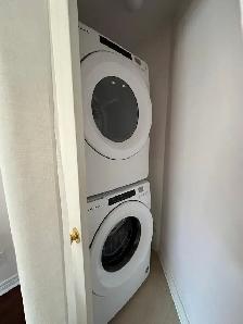 BEAUTIFUL 3-BEDROOM DETACHED HOME FOR RENT - Photo 8