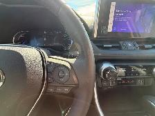 2023 Toyota RAV4 Hybrid XLE - Photo 19