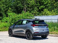 2027 Chevrolet Bolt RS- Heated/Cooled Seats - Comfort Pkg - Photo 11