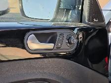 2018 Volkswagen Beetle Convertible Trendline - Photo 19