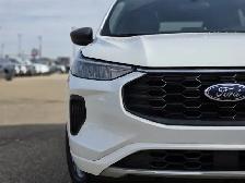 2024 Ford Escape ST-Line - Photo 11