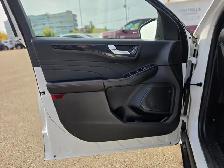 2024 Ford Escape ST-Line - Photo 17