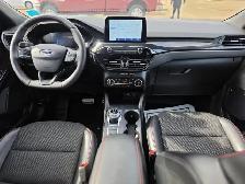 2024 Ford Escape ST-Line - Photo 24